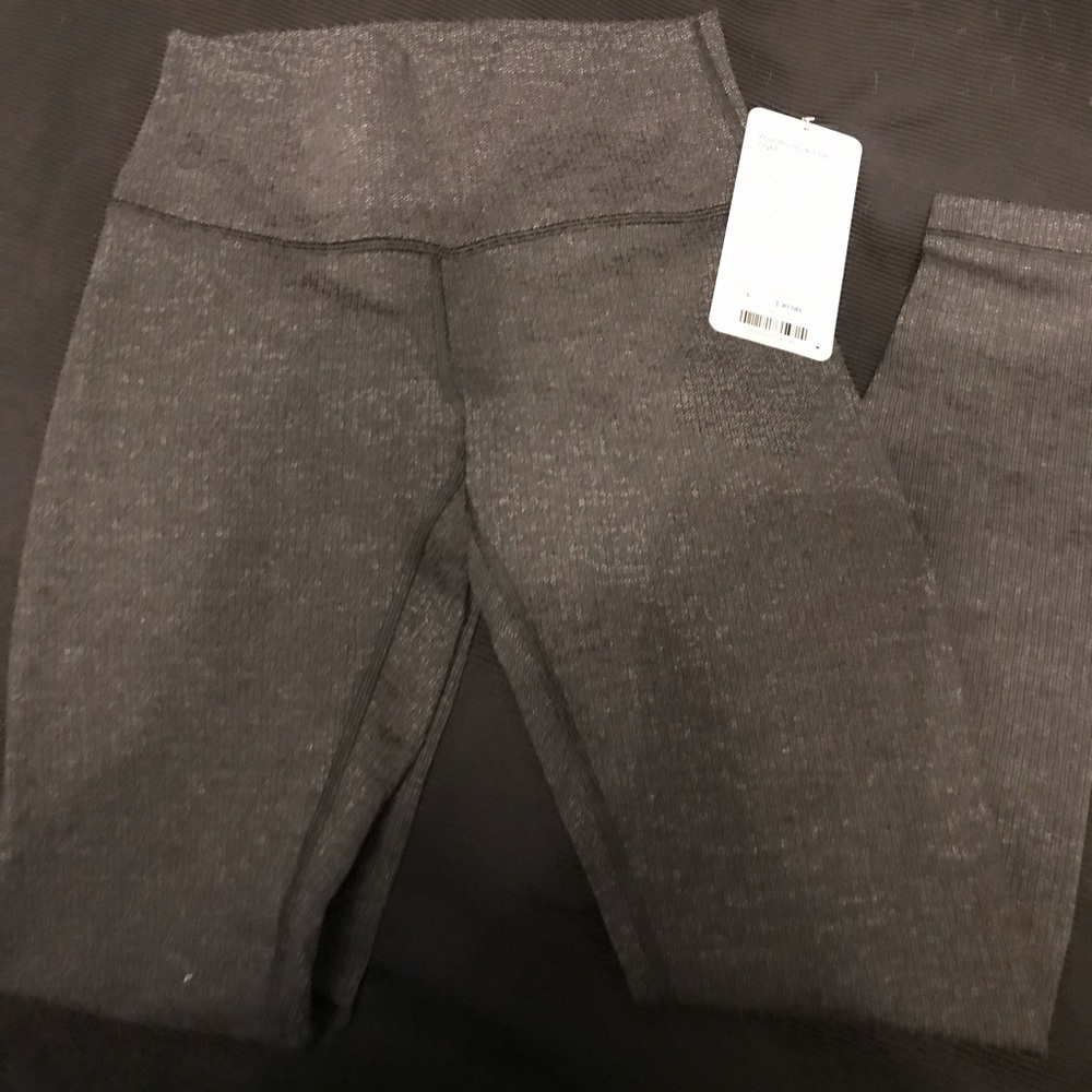 Lululemon Wunder  under HR tight